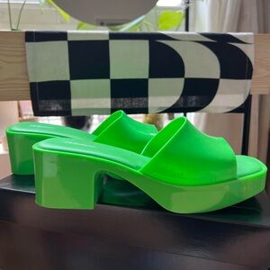 Melissa Women's Bright Green Mules Platforms women’s 7 men’s 5.5